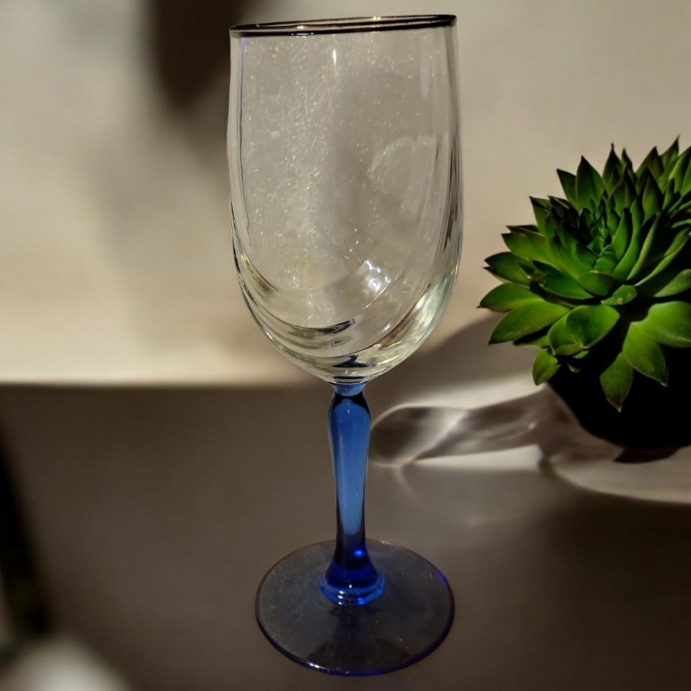 Vtg Lenox Blue Long Stemmed Pedestal Crystal Gold Rim Wine Water Goblet Glass